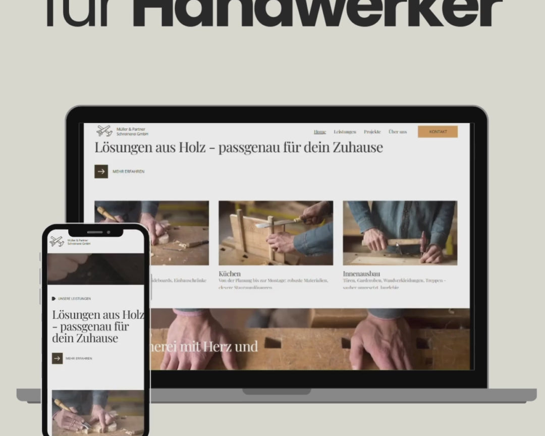 Vorschau eines Wix-Templates für Handwerker: Auf einem Laptop- und Smartphone-Bildschirm ist eine Website für eine Schreinerei zu sehen, mit Bildern von Holzarbeiten, Küchen und Innenausbau. Oben steht der Text 'Wix-Template für Handwerker'.